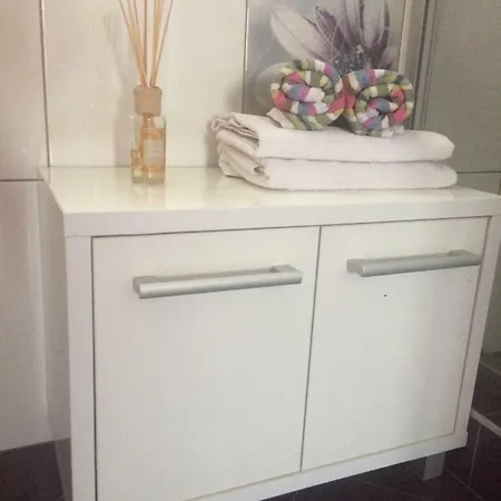 Appartamento In With Terrace, Air Condition, Wifi *