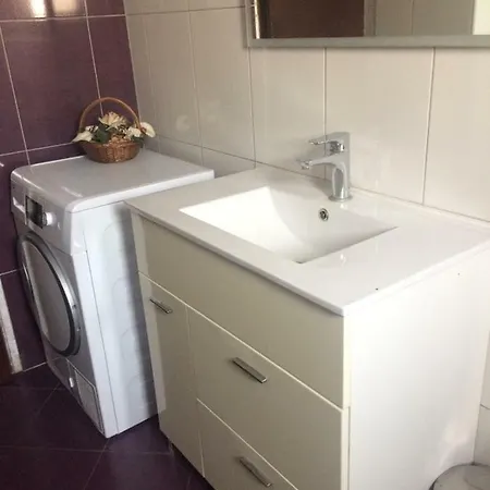 Appartamento In With Terrace, Air Condition, Wifi *
