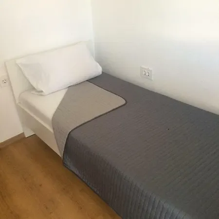 In With Terrace, Air Condition, Wifi * Nin
